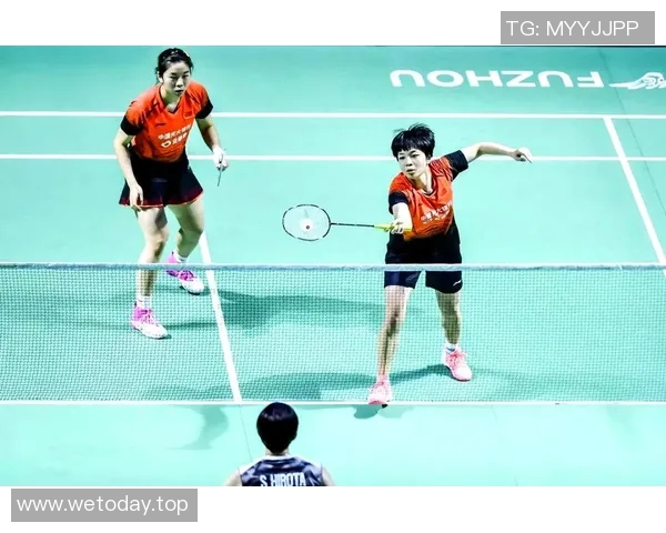 羽毛球比赛技术动作与战术配合